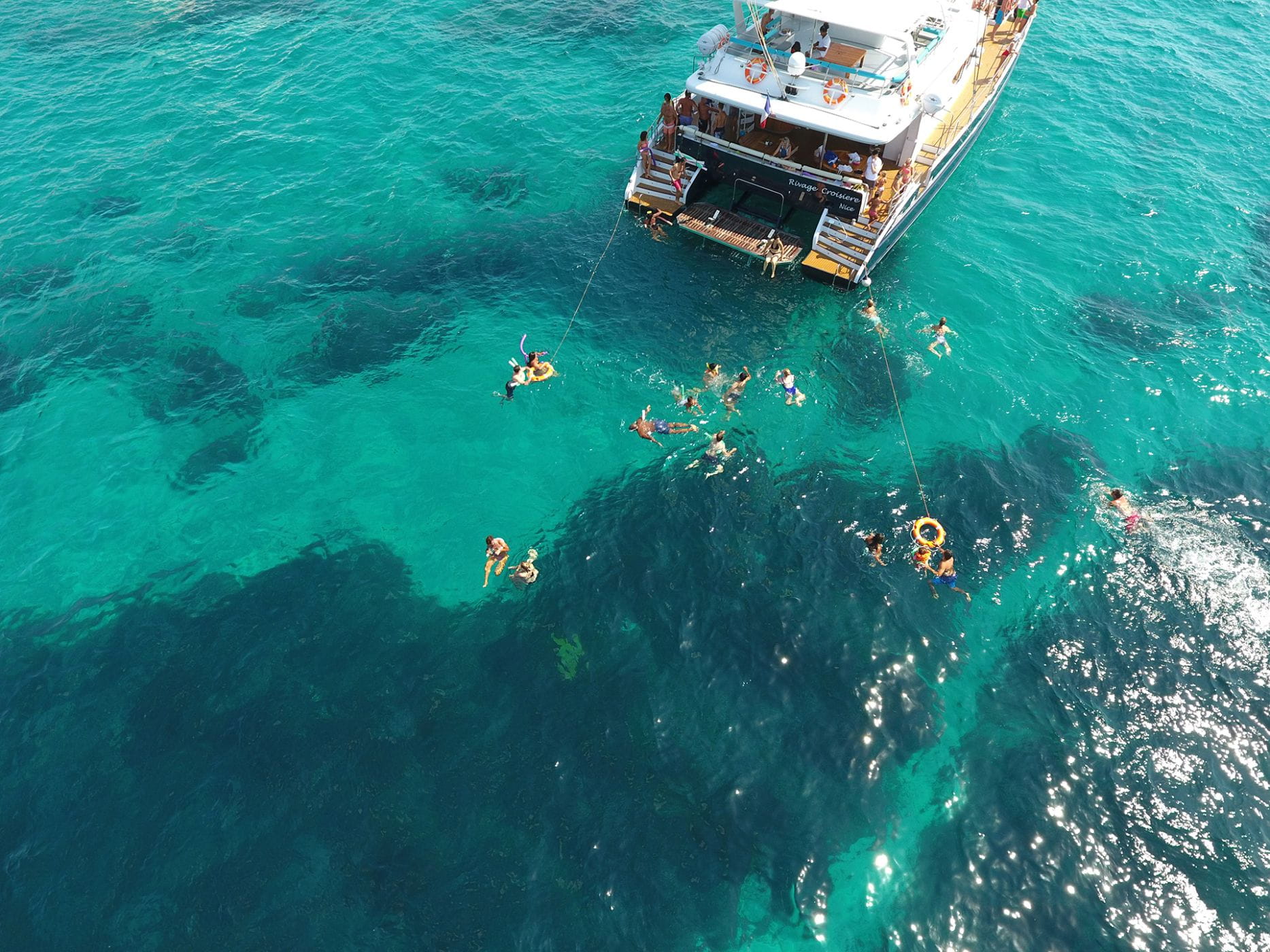 Catamaran Rivage Croisière vue d'un drone